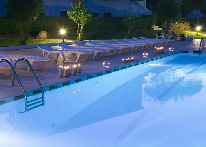 Corfiot Maisonette With Shared Pool - Govino Bay