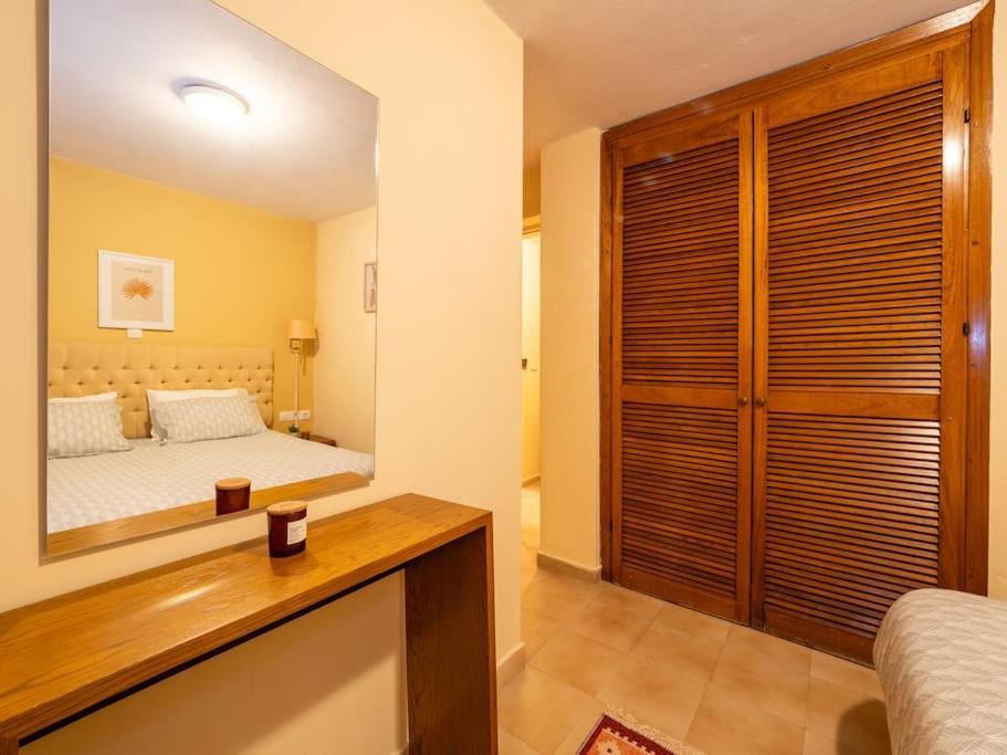 Corfiot Maisonette With Shared Pool - Govino Bay *